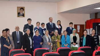 Творческое собрание памяти писателя Б. Фируза в библиотеке М. Миршакара, 2019 г.